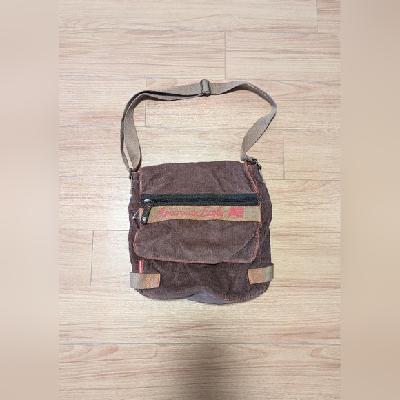 New American Eagle Messenger Bag - Picture 4 of 4